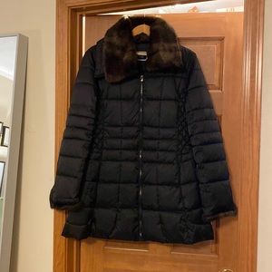 Apt 9 puffer coat with detachable fur collar